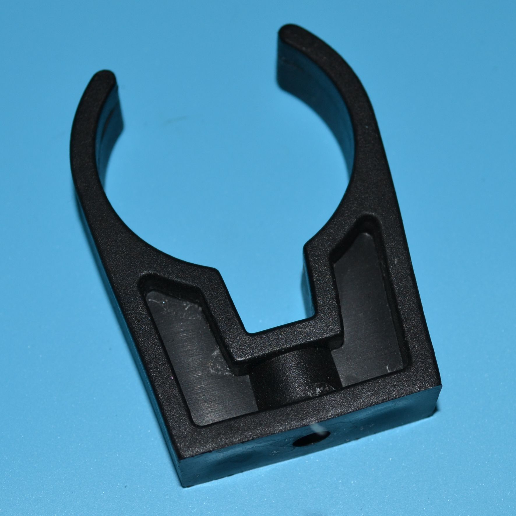 58200 Avoin putkikannatin 40 mm